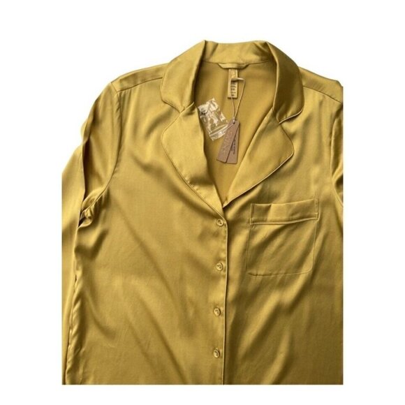 SKIMS Stretch Yellow Satin Silk Pajama Top Size XXS Kim Kardashian Stretch - Picture 6 of 9